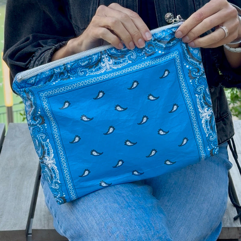 حقيبة مكياج تايفك كبيرة السعة مطبوعة حسب الطلب - منظم مستحضرات تجميل للسفر مقاوم للماء